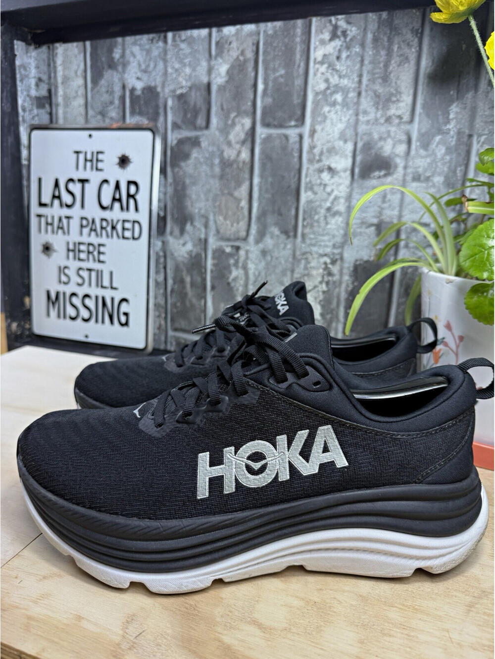HOKA ONE ONE Gaviota 3 Men's Black/White Solid Low Top Lace-Up Athletic Sneaker